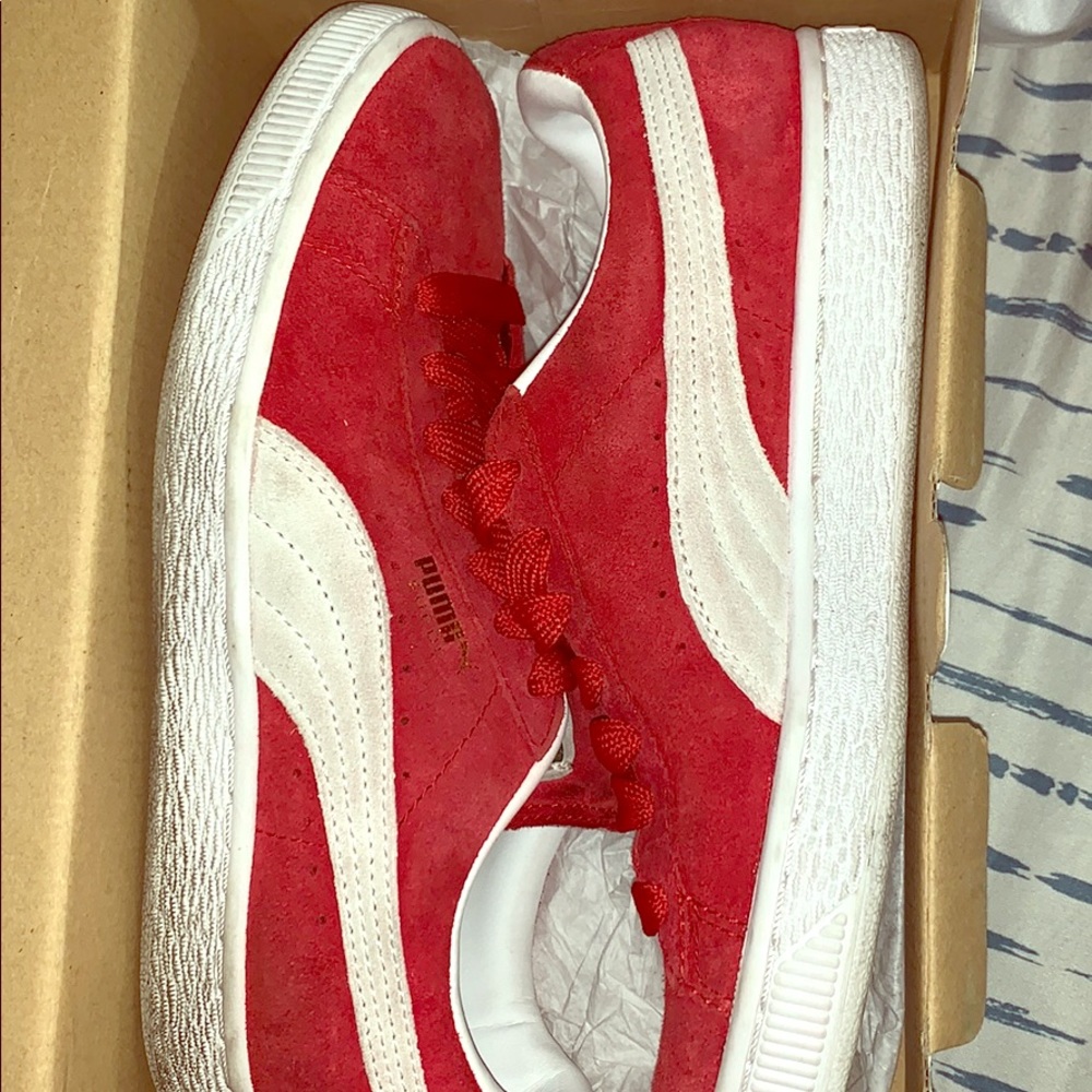 Pumas shoes
